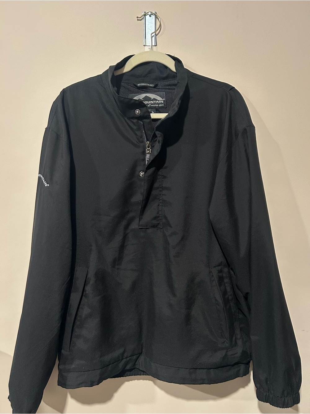 Sun Mountain Men's Black Half-Zip Windbreaker Pullover